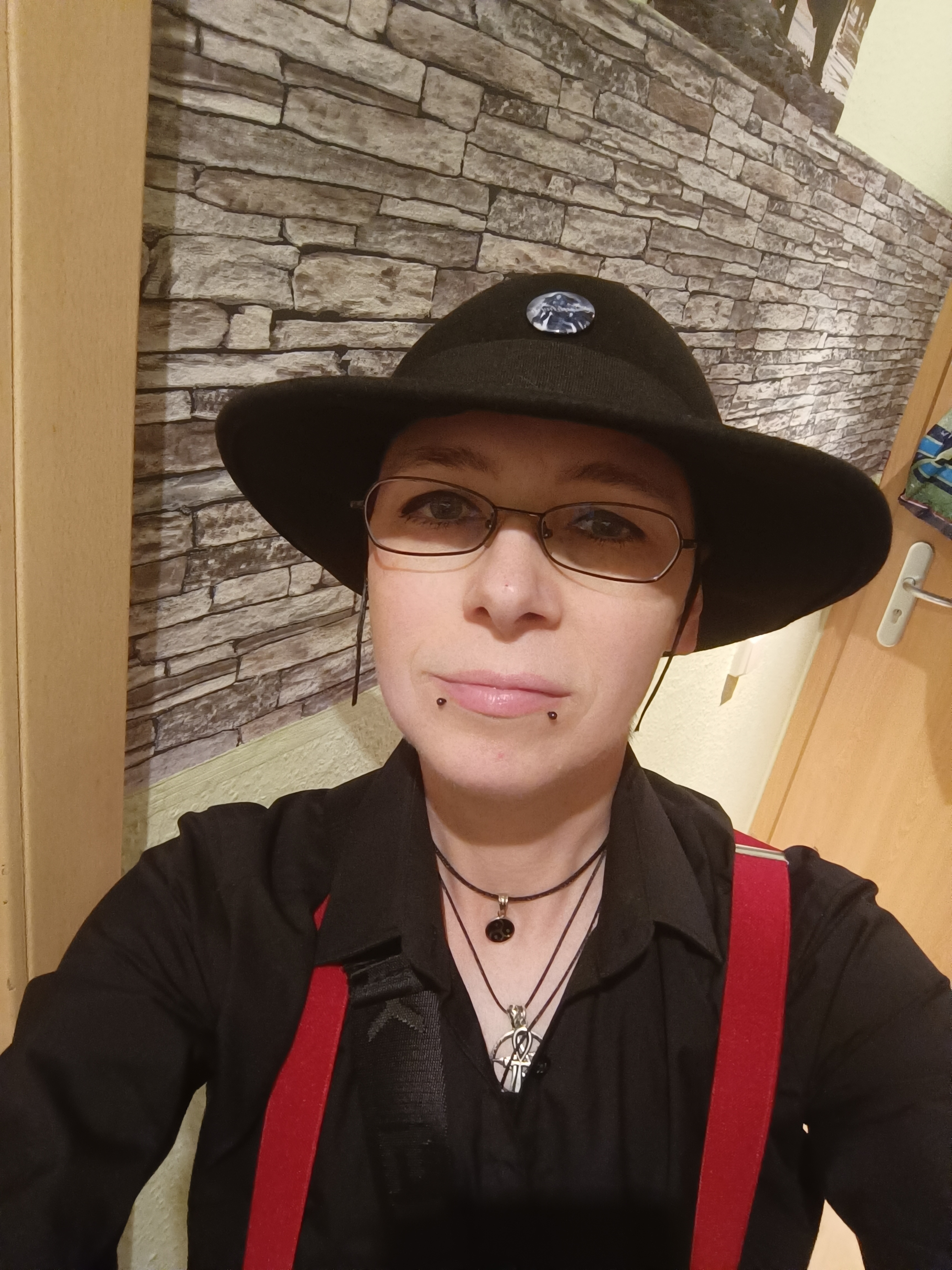 Gothvampiy80 Flirt, Spaß, Affäre, Freundschaften in