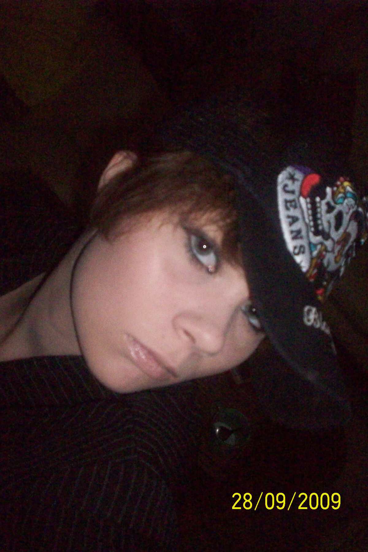queenofthelesb16 Eine Frau, Die Mich Nimmt, Wie Ich Bin in Duisburg