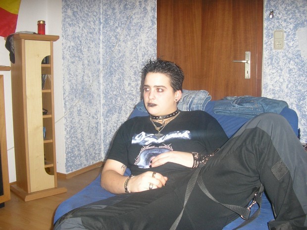 gothiclesbe Lasse mich überraschen in Saarbrücken