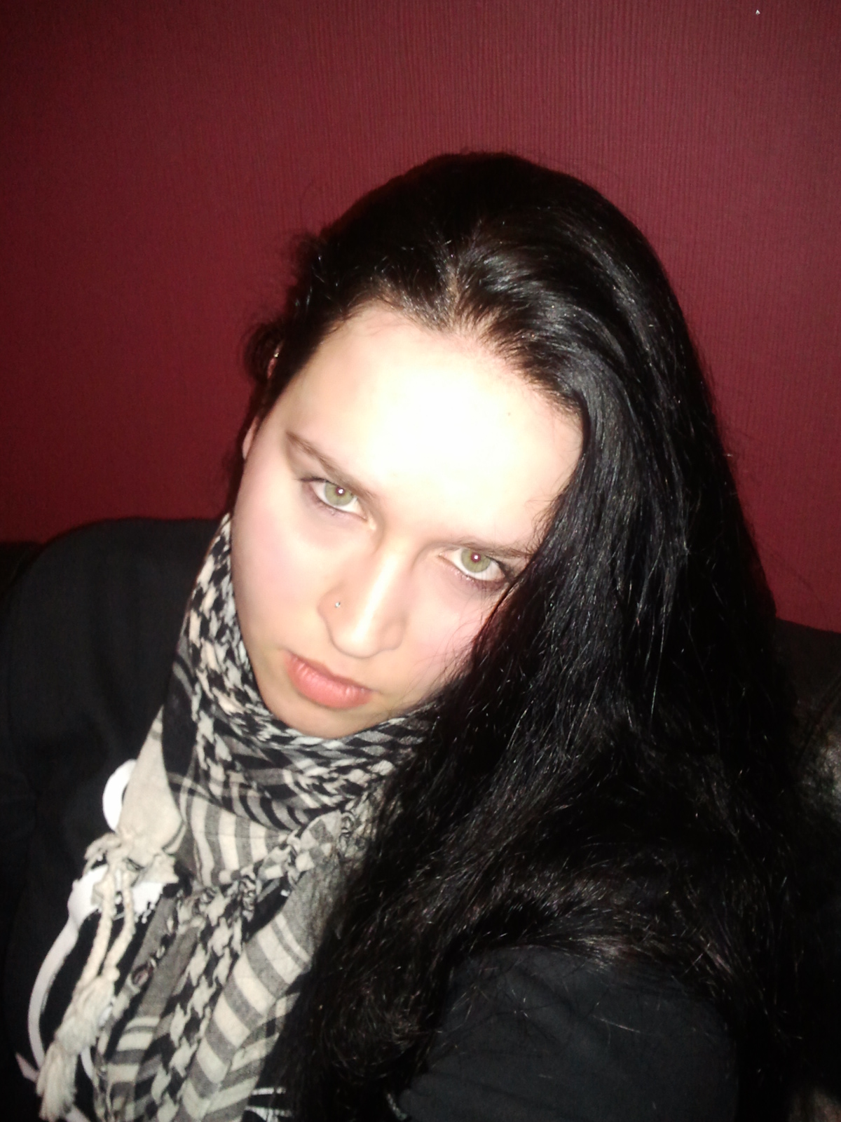 Hellschwarz Eine Frau, Die Mich Nimmt, Wie Ich Bin in dessau
