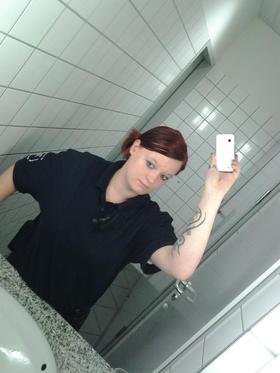 minimalelectro Eine Frau, Die Mich Nimmt, Wie Ich Bin in mönchengladbach