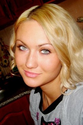 stefanie95806 Mal Sehen, Was Sich So Ergibt in Rostock