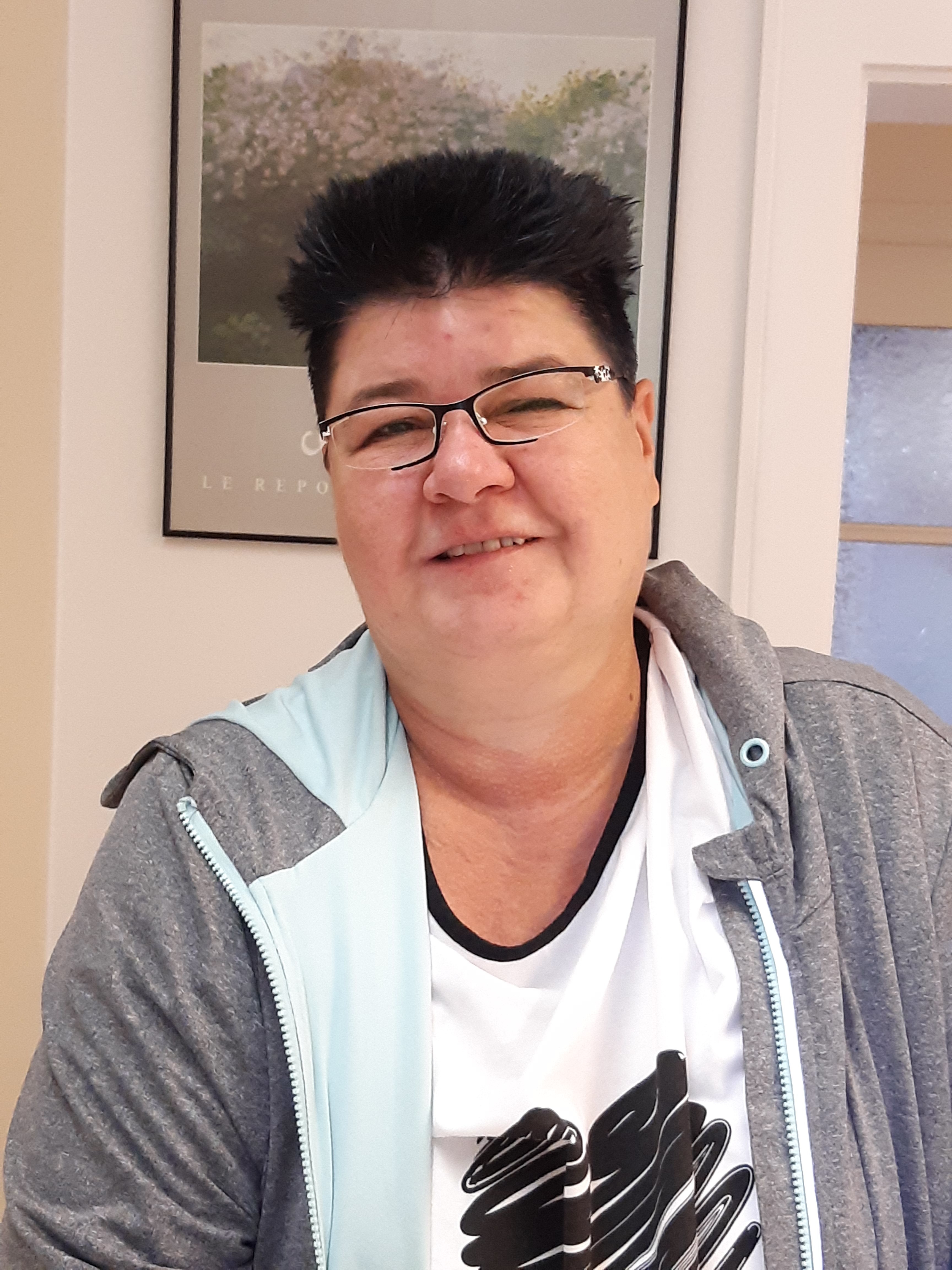 schnucky352152956 eine liebe feminine frau in Bonn