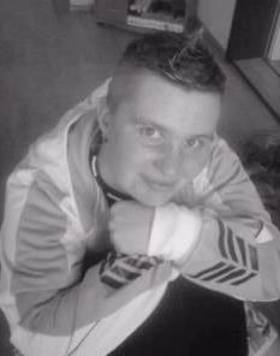KuchiKuch Eine Frau, Die Mein Herz Bewegt in Zittau