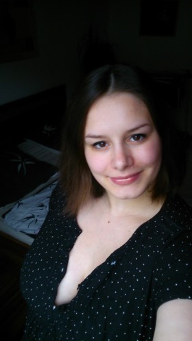 littlemimi Eine Frau mit der ich gleichgeschlechtliche Erfahrungen machen  in Bielefeld
