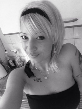 Kleinekatja Flirt, Spass, Affäre einfach mal sehen was sich so ergibt  in Mönchengladbach