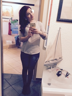 Shirly12345673273 Eine Sie die der perfekte Deckel ist in Chemnitz