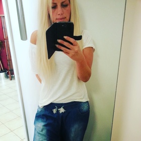 SugarJesse Eine Frau, Die Mein Herz Bewegt in Berlin