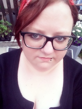 Jennibi Ich suche eine nette und lebensfrohe sie für eine fesTeilnahme partner in Bielefeld