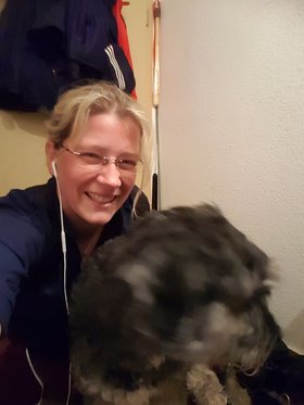 Sushi83 Eine humorvolle Frau, die mit beiden Beinen im Leben steht, mind. 1,   in Magdeburg