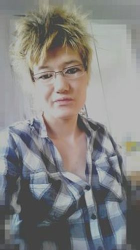 AnniXx3 Eine Frau in Dessau