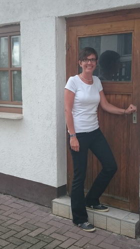 anitapoldi40745 Frau mit Hund sucht Frau mit Herz in Kandel