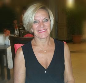 BAER9474982498 Eine Frau, Die Mein Herz Bewegt in Freinsheim