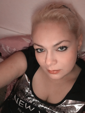 SweetladyforU Ein heißes Abenteuer und anschließend die Liebe wenn es klappt  in