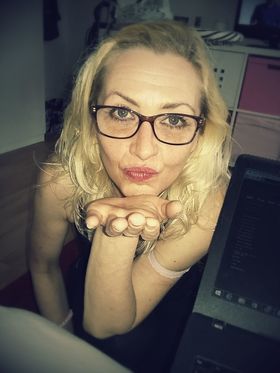 nette45 1 oder 2 Frauen die Lust haben meinen Schatz mit mir zu verwöhnen und  in Dortmund