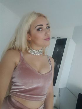 Sugarbabe95 Eine Frau für Freundschaft plus nicht nur x in Bonn