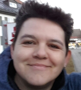 dragonina Eine Frau die mich aus meinem Alltag reisst...  in Hamburg