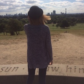 MaddiEmily Eine Frau Die Mich So Nimmt Wie Ich Bin in Stuttgart