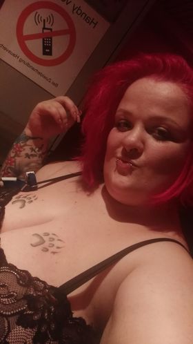Pinkiy Auf jeden Fall was Reales, und ob dann x Beziehung Affäre oder Freunds in München
