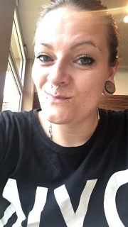 Lilapaule Liebe x und Zärtlichkeit am besten mit dazu passender Bezeichnung und  in Nürnberg