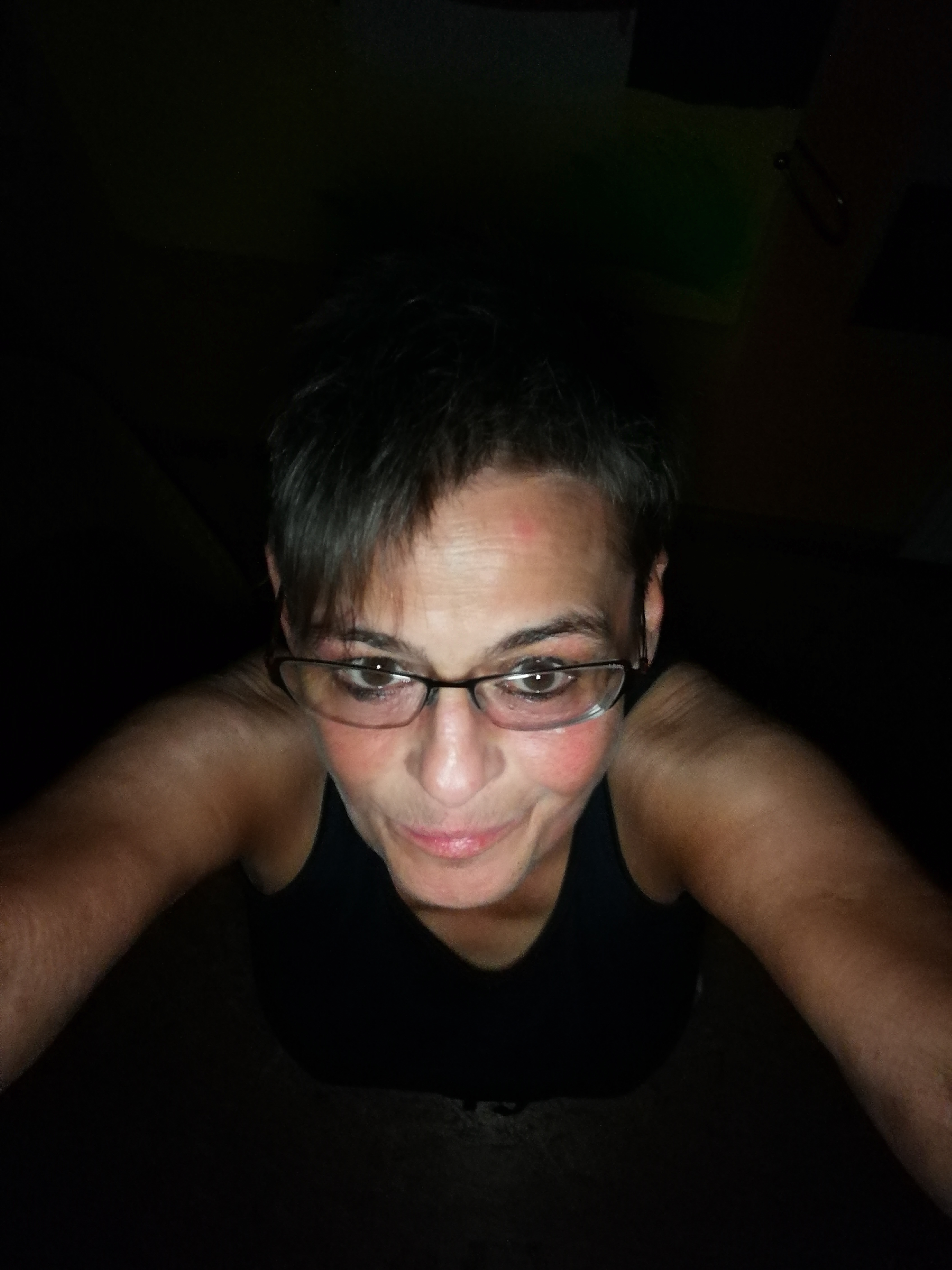 EST19666425 Fem. Frau mit Ausstrahlung & Niveau gesucht in