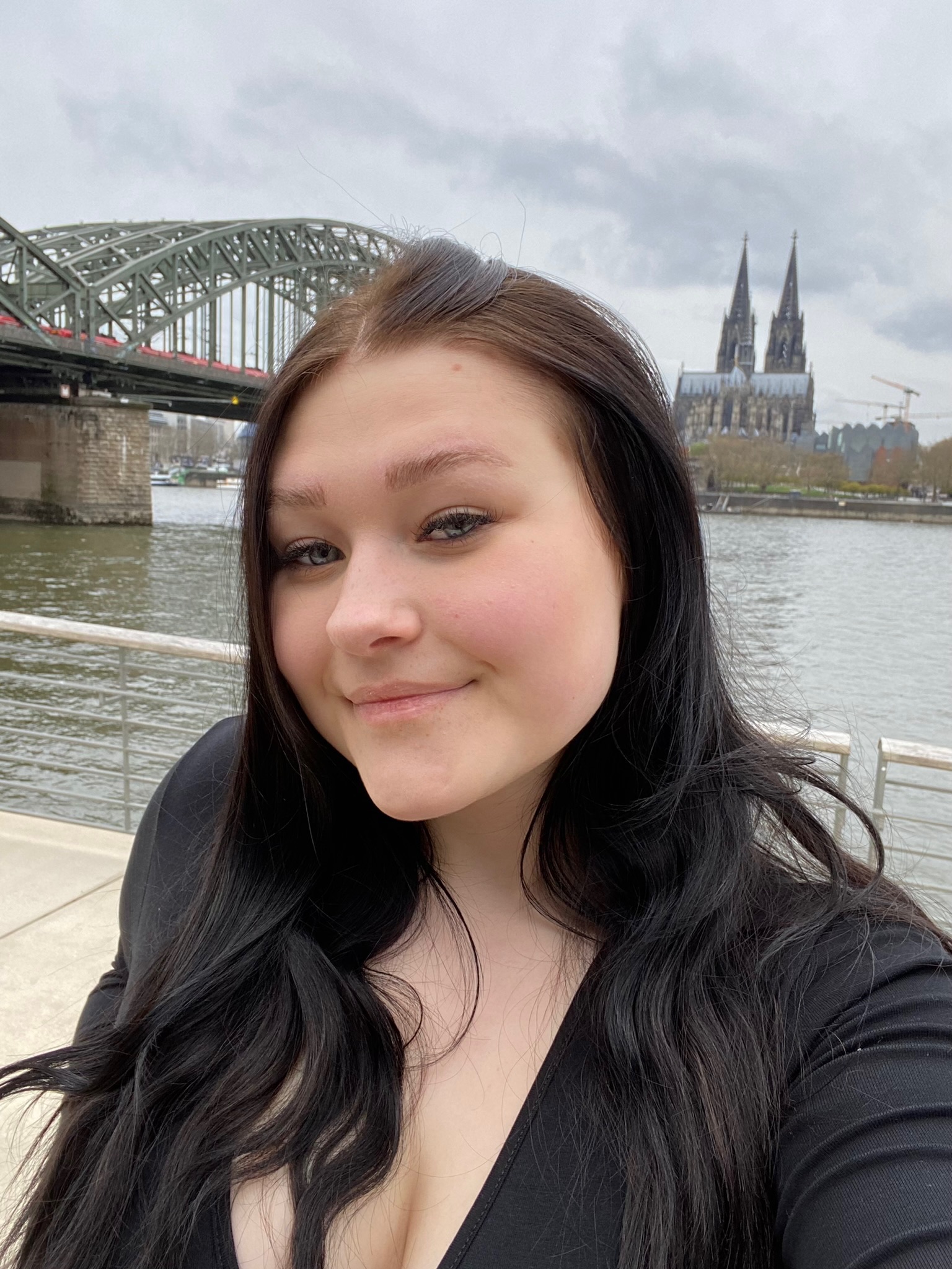 Nina6878 Neugierig  in Oldenburg