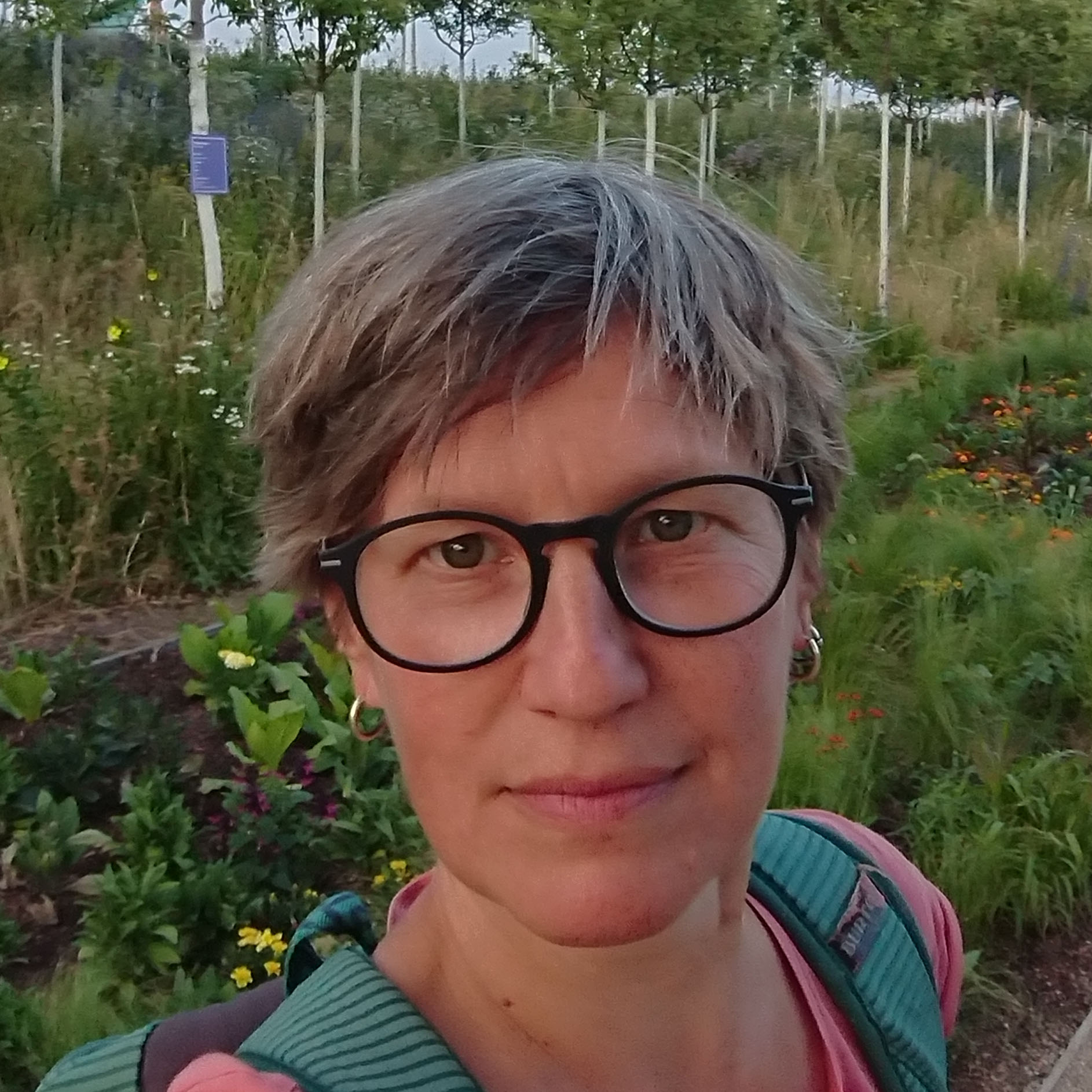 Odevipti Ich bin auf der Suche nach einer Frau, bis ans Ende unseres Lebens in Mannheim